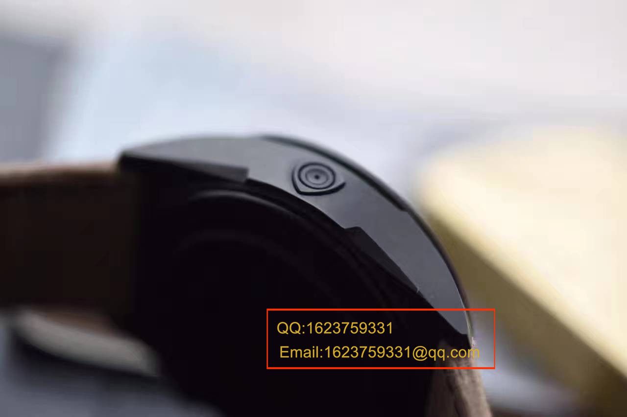 【ZF厂一比一精仿手表】帝舵《杜卡迪大魔鬼》FASTRIDER BLACK SHIELD系列42000CN皮带腕表 / DTBC005