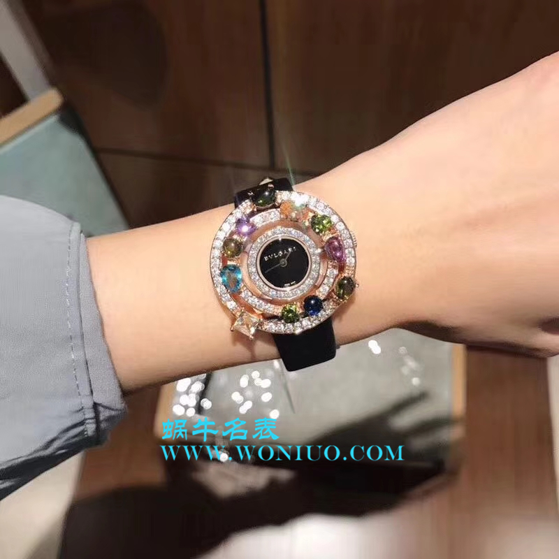 宝格丽astrale珠宝系列腕表闪亮登场 限量发售 按订货顺序出货 黄金镶嵌彩色宝石 / BG011