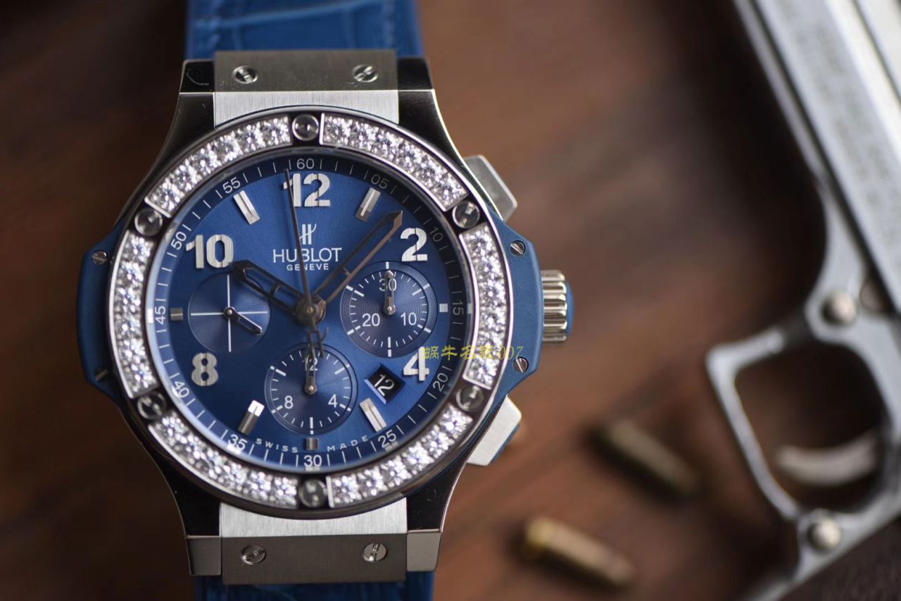 HBBv6新款宇舶大爆炸HUBLOT   Big Bang 精钢蓝色 腕表 