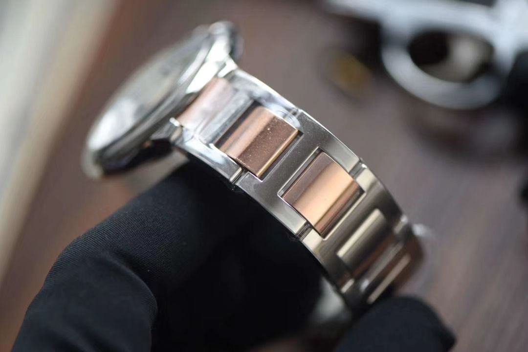卡地亚蓝气球系列W2BB0004腕表【V9厂一比一复刻高仿手表】V9厂18K包金蓝气球间金款男款42毫米 / K208