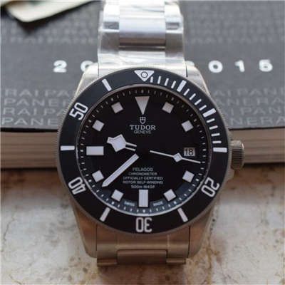 2191223181101CvHf.jpg