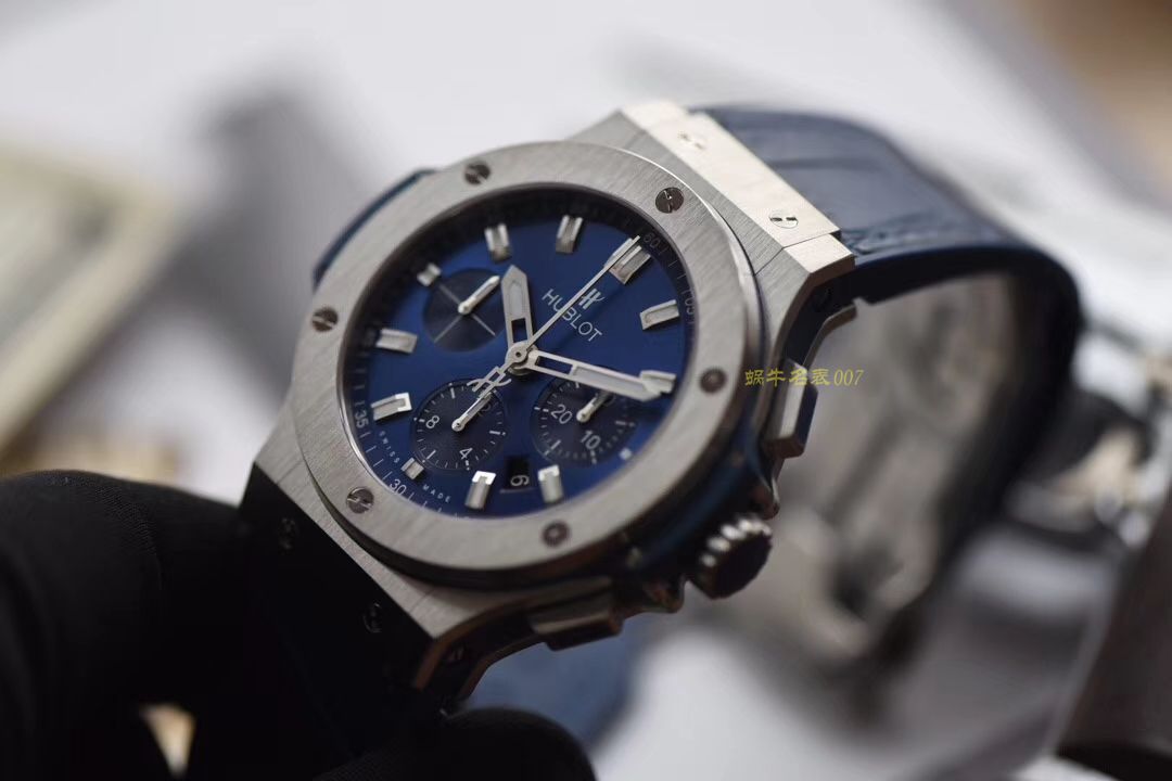 HBBv6新款宇舶大爆炸HUBLOT   Big Bang 精钢蓝色 腕表 / YB061