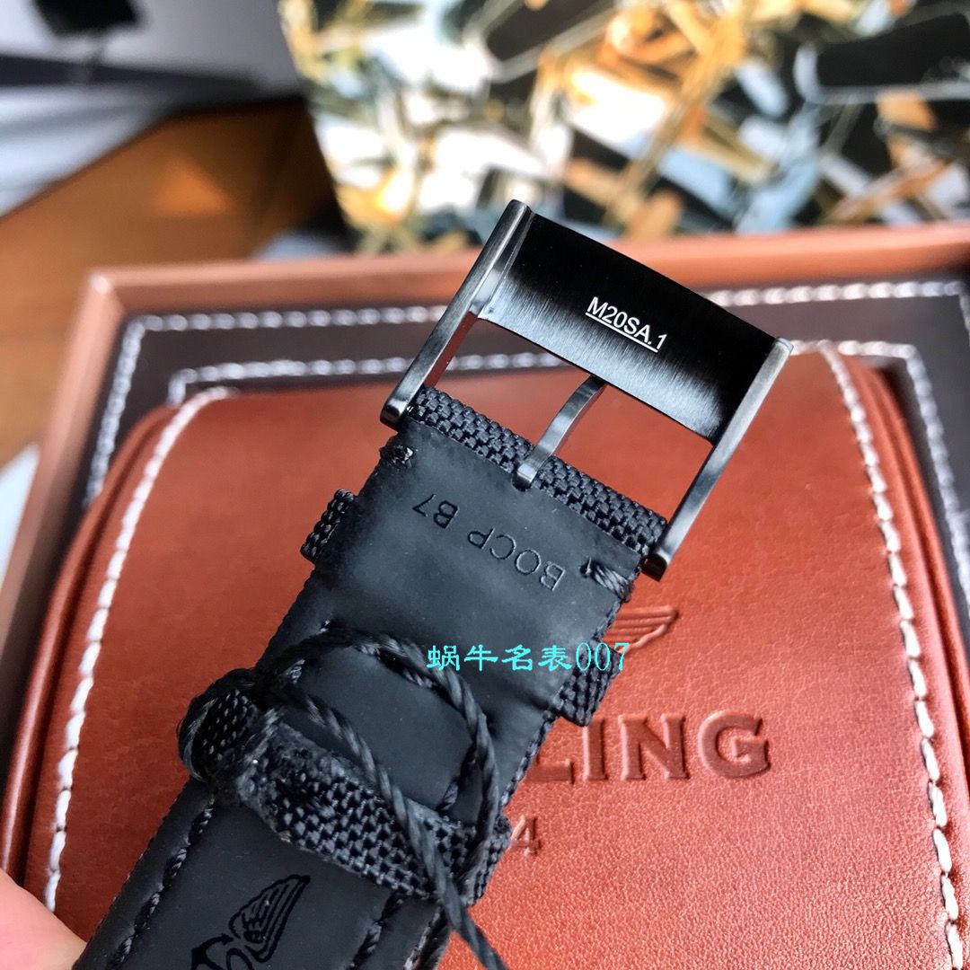 【渠道原单Breitling黄狼】百年灵复仇者系列M17331E2|I530|109W|M20BASA.1腕表 / BL113