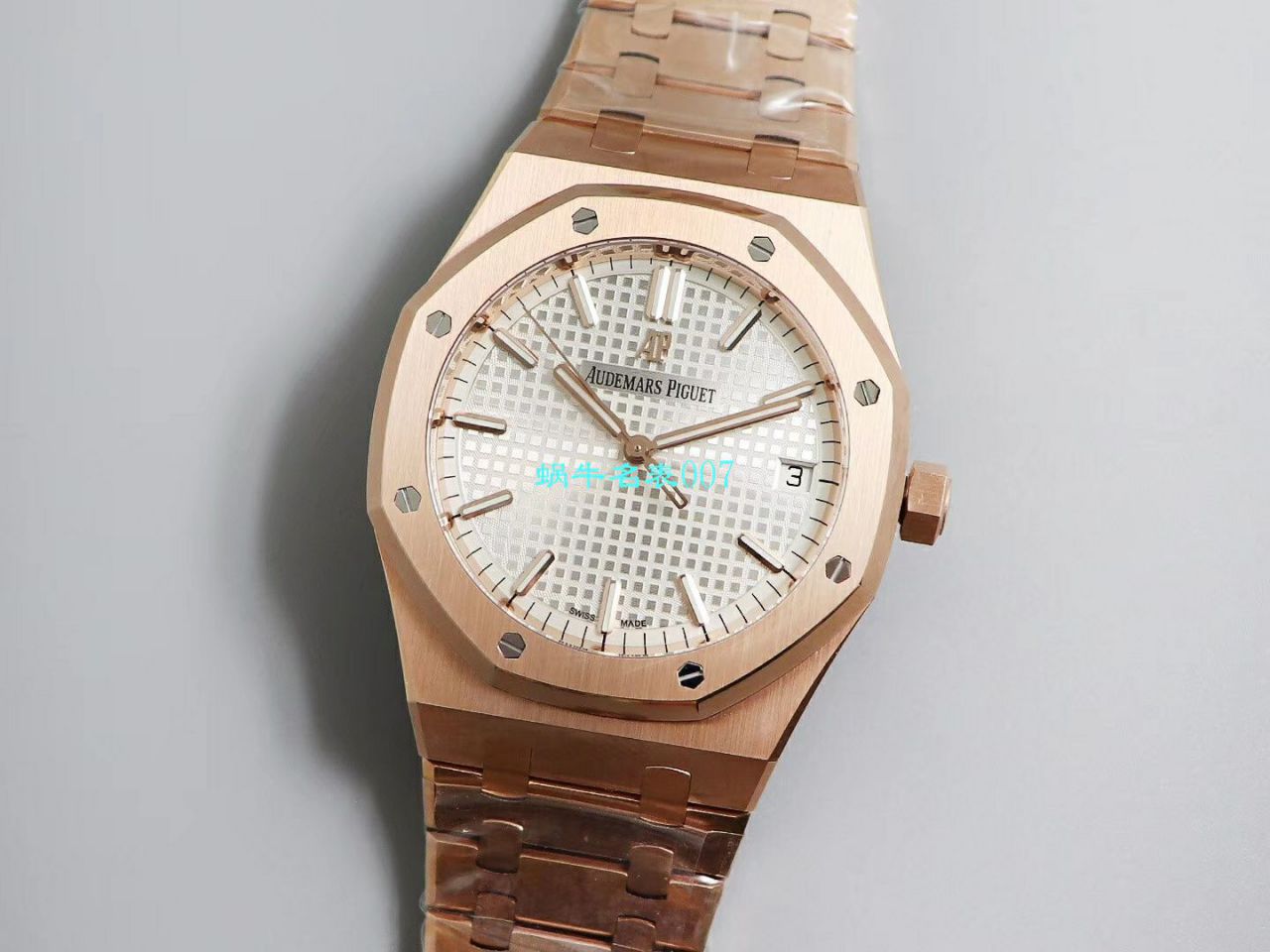 【OM厂Audemars Piguet复刻高仿表】爱彼皇家橡树系列15500OR.OO.1220OR.01，15500OR.OO.D002CR.01腕表 / AP181