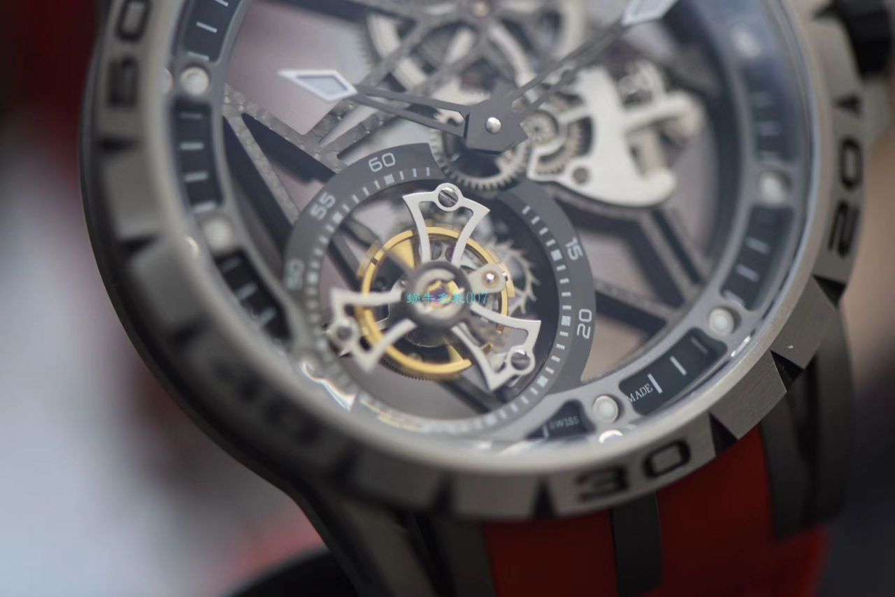 视频评测BBR厂官网顶级复刻陀飞轮罗杰杜彼Roger Dubuis王者系列RDDBEX0479红色表带腕表 / LJ067