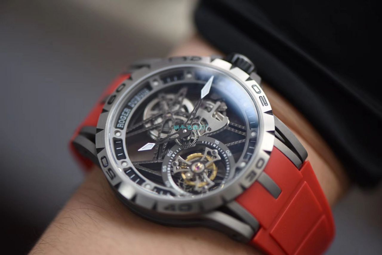 视频评测BBR厂官网顶级复刻陀飞轮罗杰杜彼Roger Dubuis王者系列RDDBEX0479红色表带腕表 / LJ067