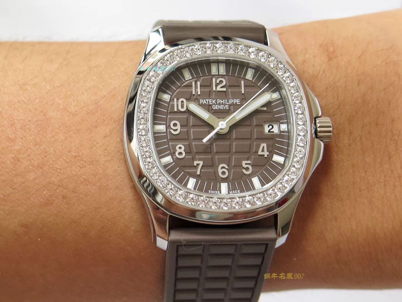 PPF厂顶级复刻手表百达翡丽鹦鹉螺女装5067A-011，5067A-001不锈钢腕表 