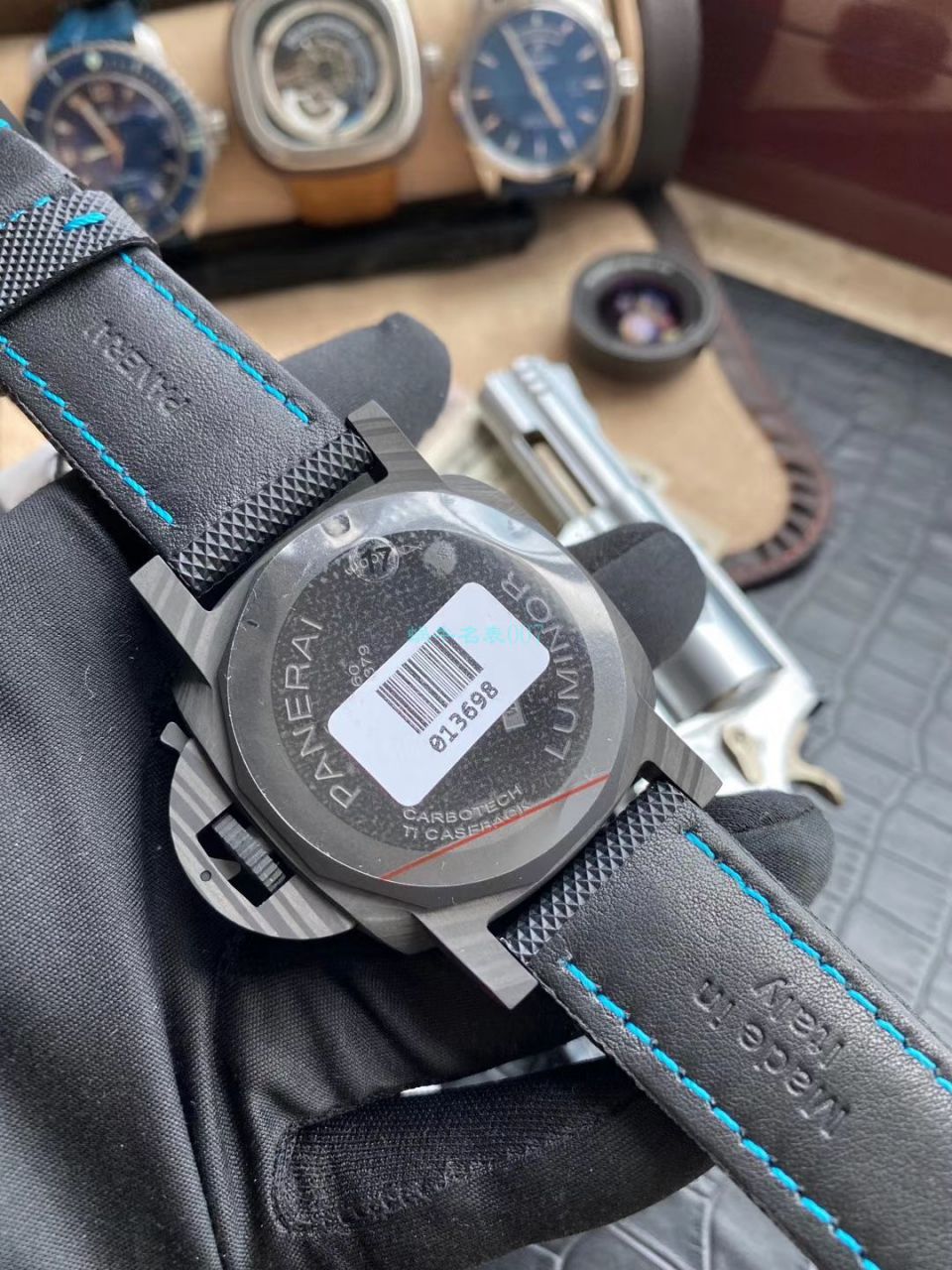 VS厂顶级复刻手表沛纳海LUMINOR庐米诺碳纤维PAM01661腕表 