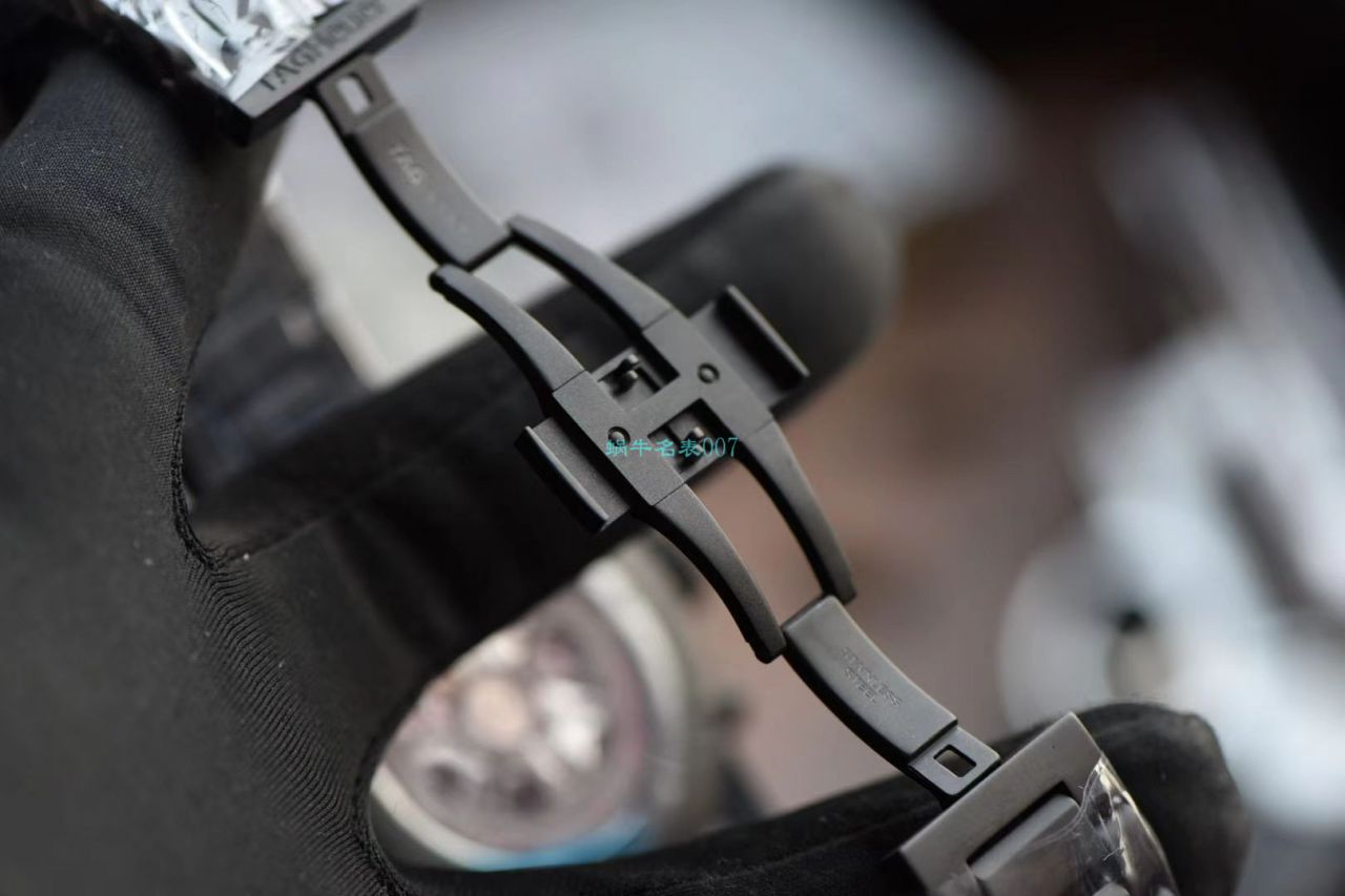 XF厂泰格豪雅卡莱拉全陶瓷带黑骑士CAR2090.BH0729顶级高仿手表 / TG108