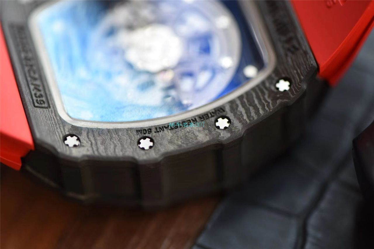 ZF携手国际知名理查德米勒改装厂ABD合作推出极致版本RM35-02手表 