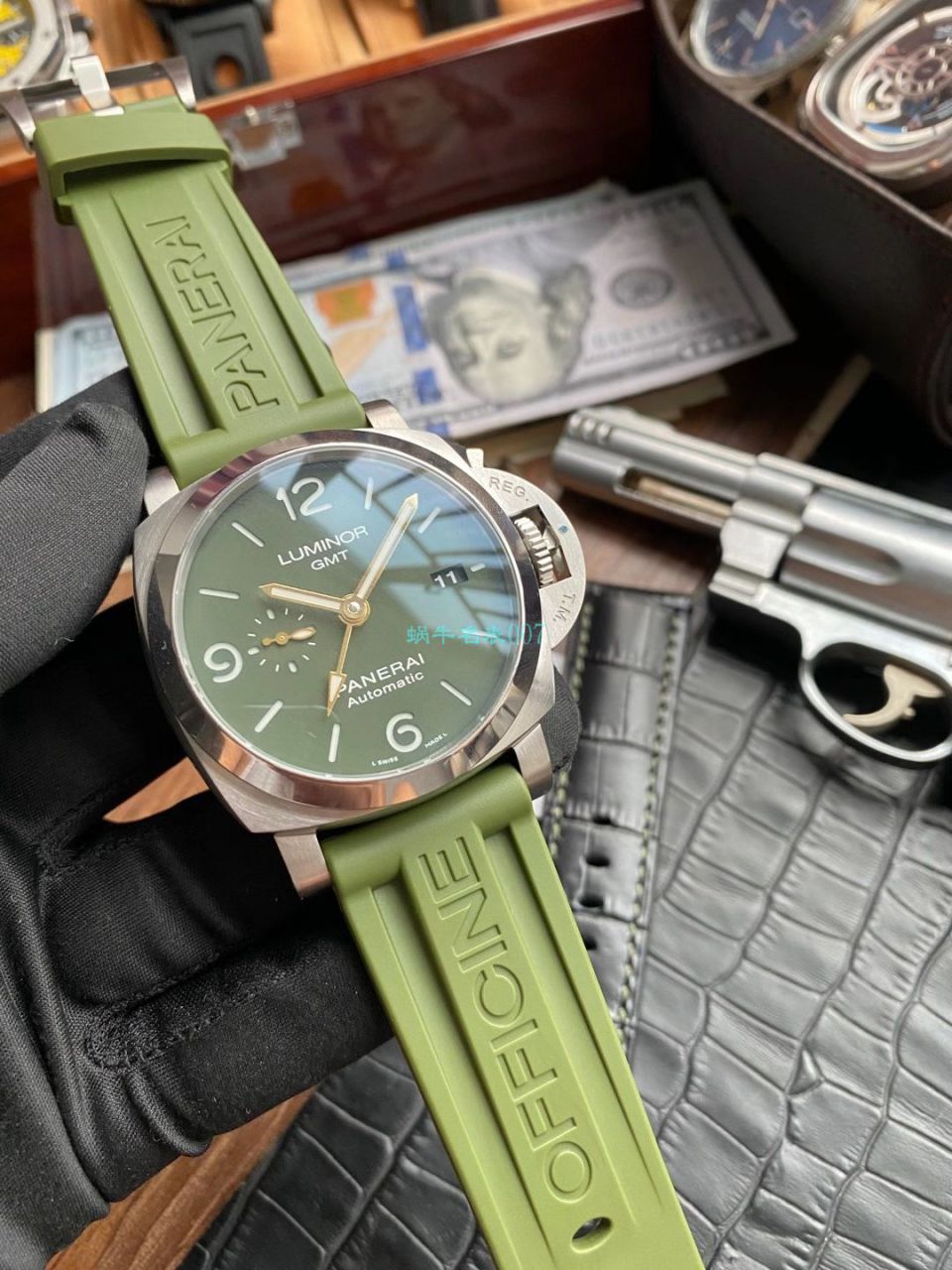 VS厂沛纳海PAM01056，PAM1056绿盘GMT复刻手表 