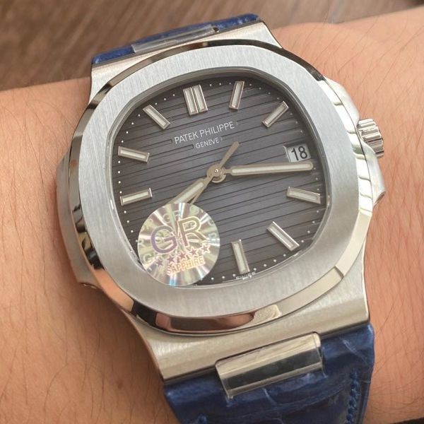 GR厂V2版本1比1顶级复刻手表百达翡丽鹦鹉螺5711/1A-010腕表