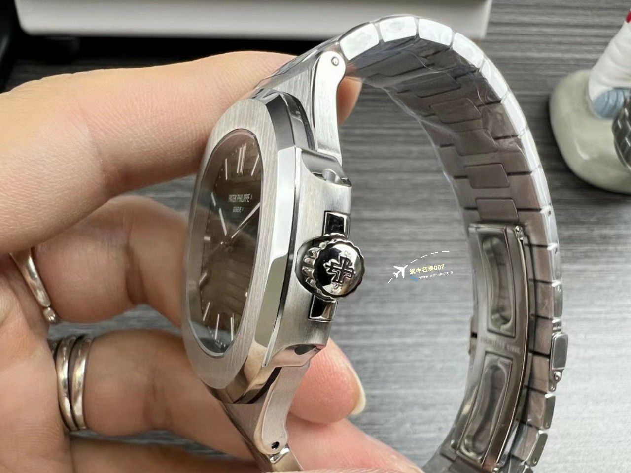 【视频评测】3K一体机百达翡丽绿面鹦鹉螺一比一高仿复刻5711/1A-014手表 / BD386