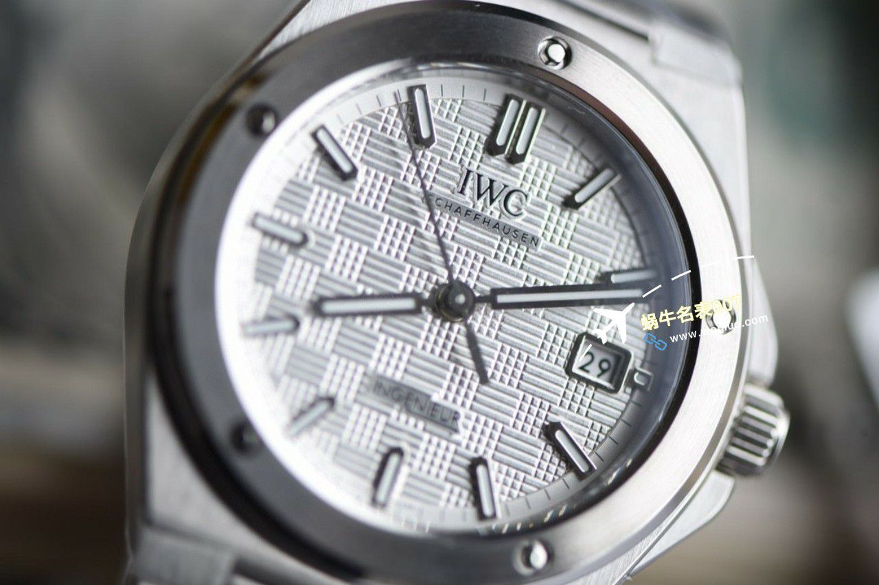 【视频评测】V7厂IWC万国表工程师系列一比一复刻高仿手表IW328903腕表 