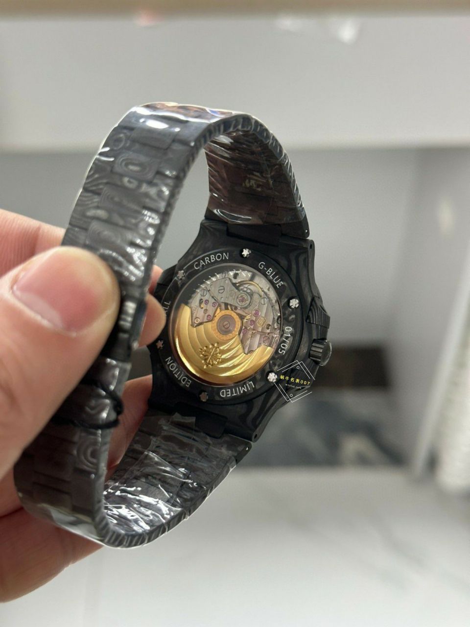 视频评测PATEK PHILIPPE  百达翡丽碳纤维DIW 鹦鹉螺5711  