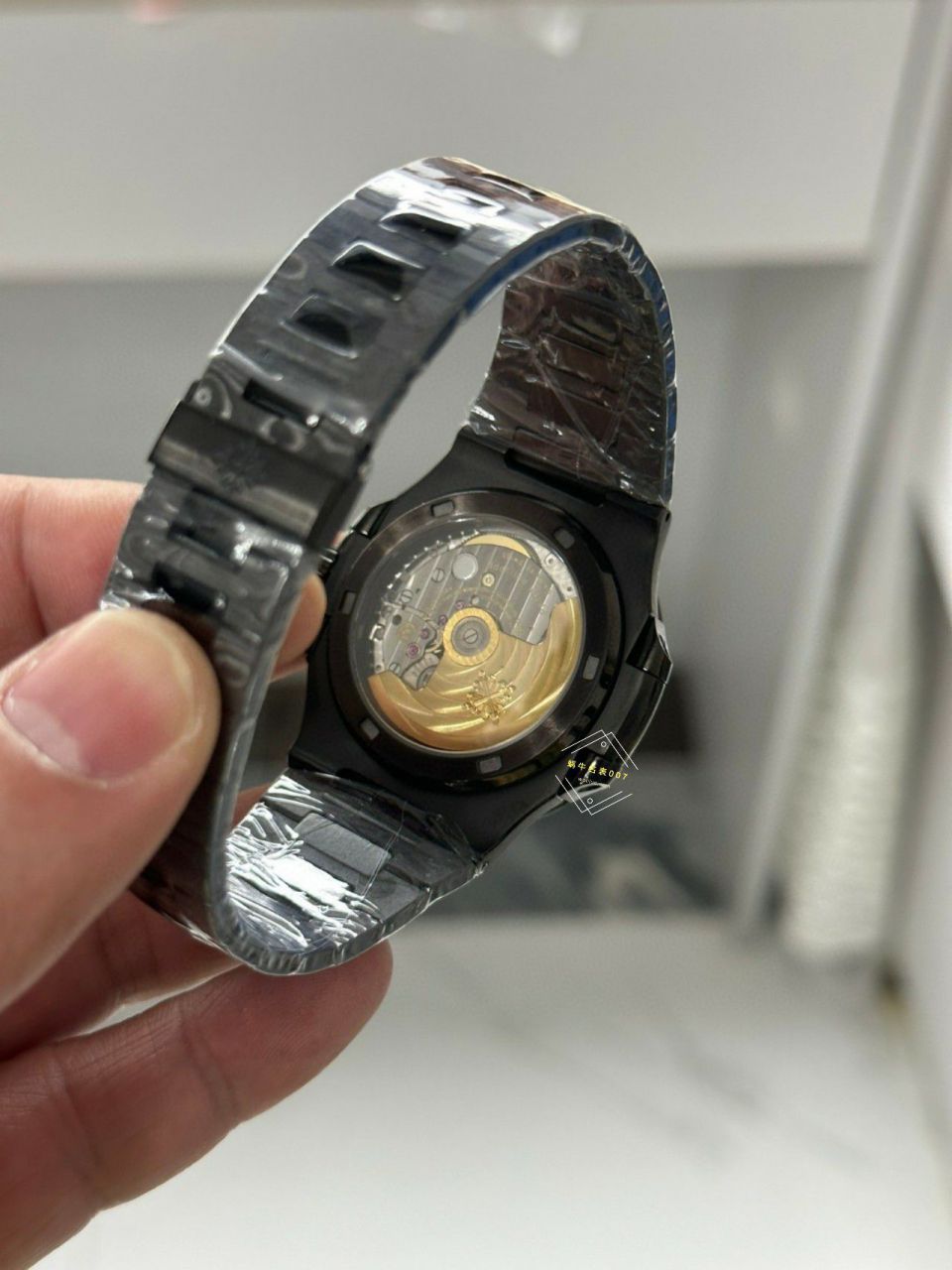 视频评测PATEK PHILIPPE  百达翡丽碳纤维DIW 鹦鹉螺5711  