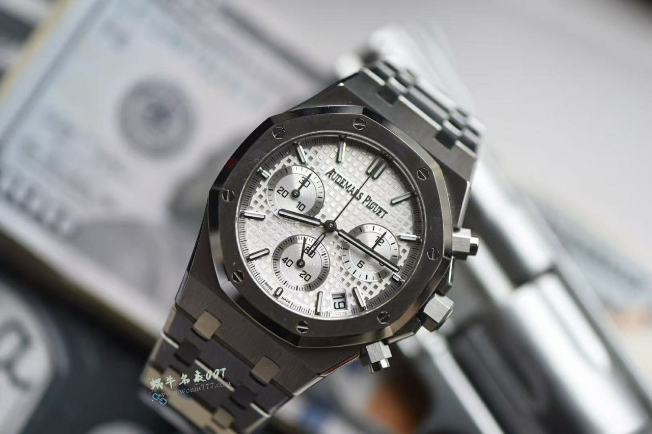 爱彼Audemars Piguet皇家橡树一比一复刻高仿26240ST.OO.1320ST.05腕表 / AP300