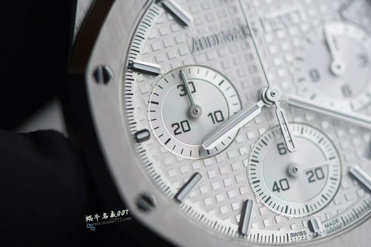 爱彼Audemars Piguet皇家橡树一比一复刻高仿26240ST.OO.1320ST.05腕表 / AP300