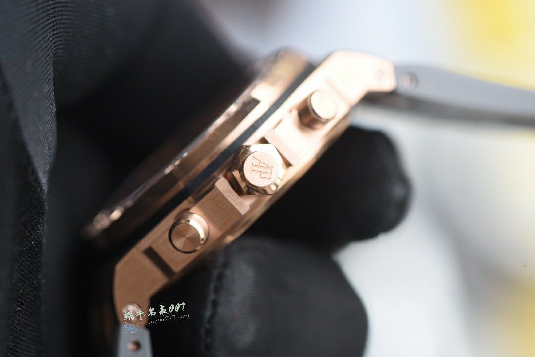DUCK 爱彼皇家橡树离岸型复刻高仿26231ST.ZZ.D010CA.01腕表 / AP301