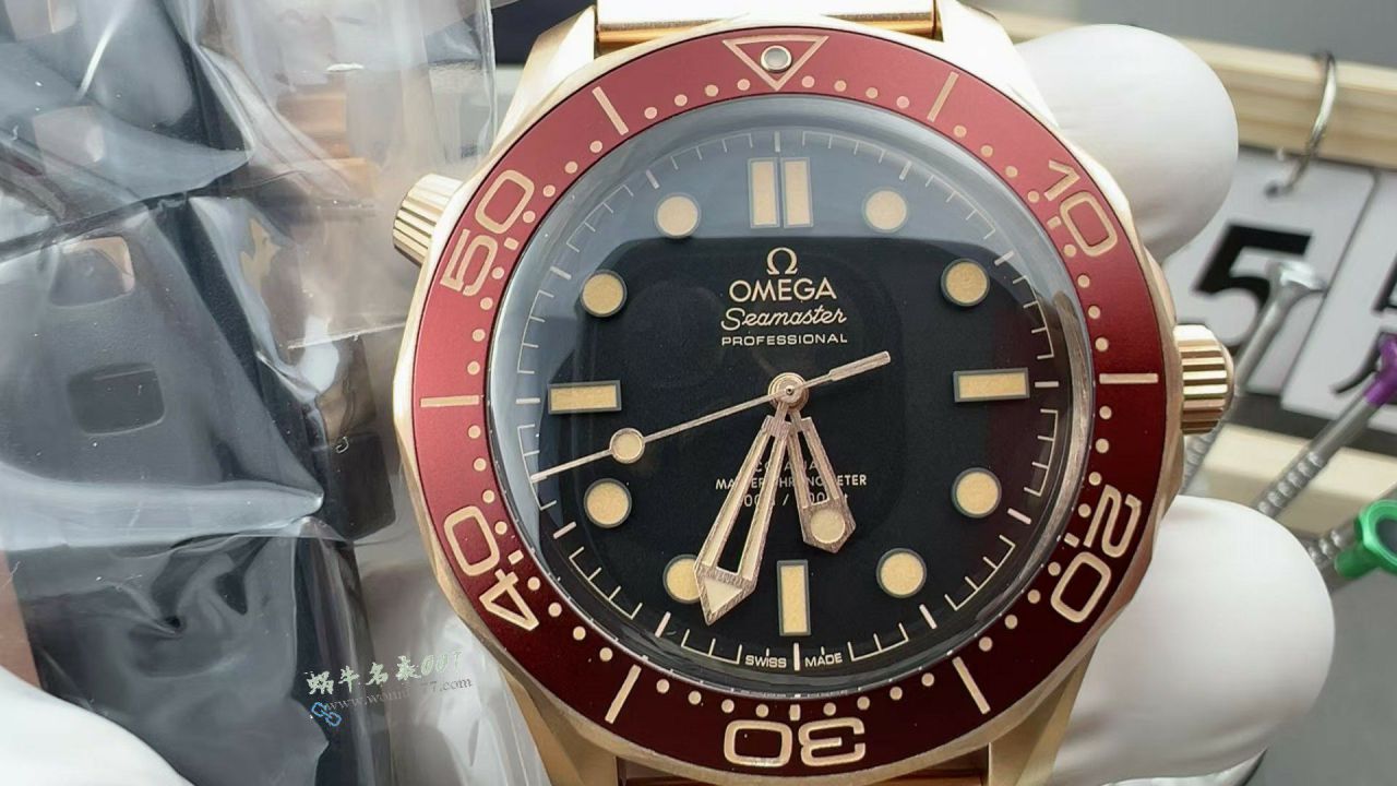 VS欧米茄007海马300青铜金无暇赴死复刻手表210.90.42.20.01.003腕表 / VS828