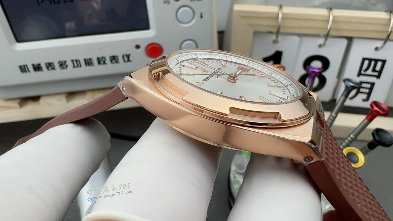 8F江诗丹顿纵横四海复刻手表4500V/000R-B127腕表 / JS279