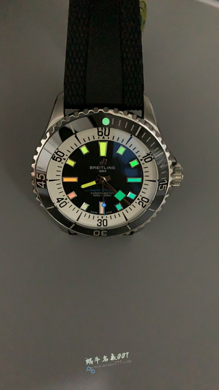 BLS百年灵彩虹超级海洋复刻手表A17375211B2S3腕表 / BL213
