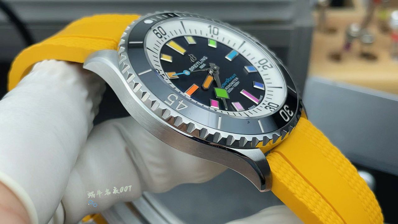 BLS百年灵彩虹超级海洋复刻手表A17375211B2S3腕表 / BL213