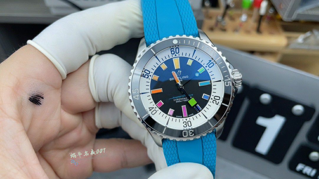 BLS百年灵彩虹超级海洋复刻手表A17375211B2S3腕表 / BL213