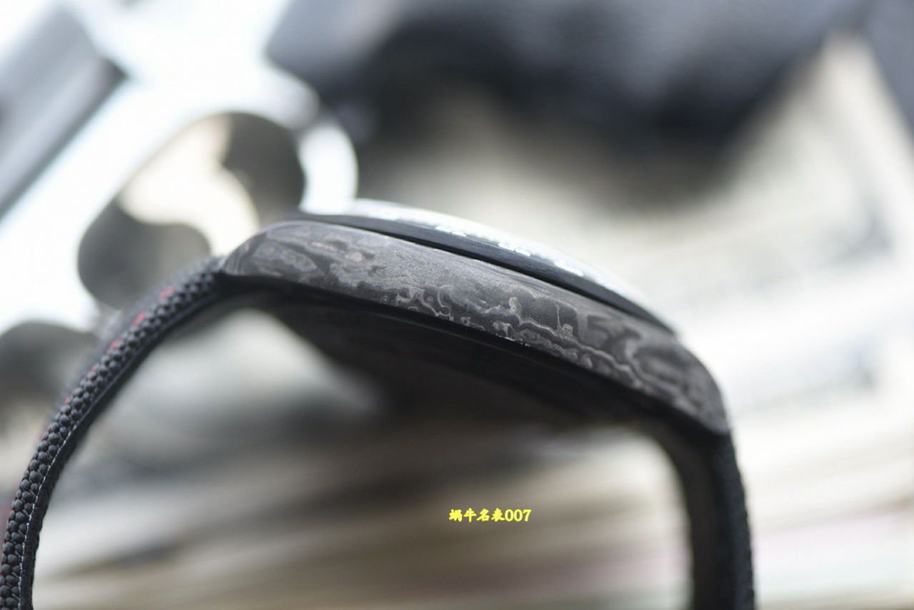 N厂行业最高版本Diw定制版ROLEX劳力士迪通拿全碳纤维壳腕表 / R988
