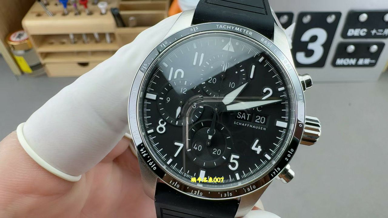 BLS厂IWC万国表飞行员AMG特别版IW388304腕表 / IW686